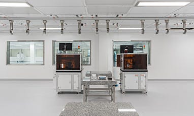 ISO 7 cleanroom with windows to showcase innovative research and development work