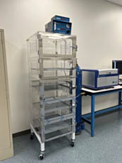 Adjust-A-Shelf desiccator
