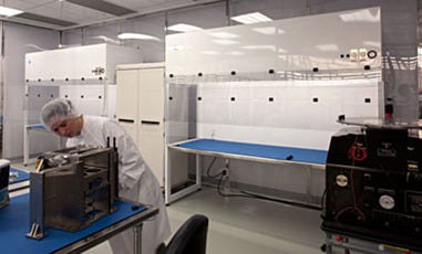 High-Clearance, Wide-Access Vertical Laminar Flow Hoods
