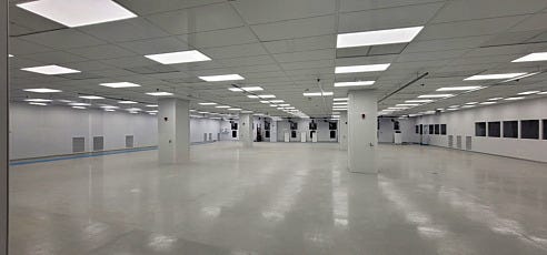 center front view of custom hardwall modular cleanroom
