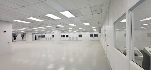 right side view of custom hardwall modular cleanroom