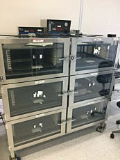Desiccator cabinet in stainless steel for dry storing optical electronics