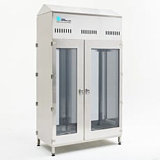 Closed double-sided garment cabinet with a HEPA blower