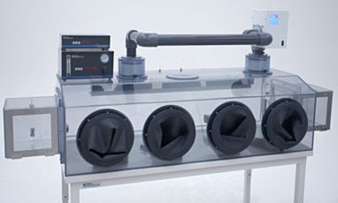 Pharmaceutical Packaging Glovebox