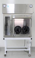Stainless steel pass-through chambers