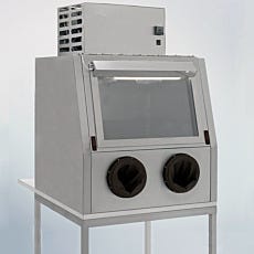 Insulated Glove Box Isolator with Refrigeration Module