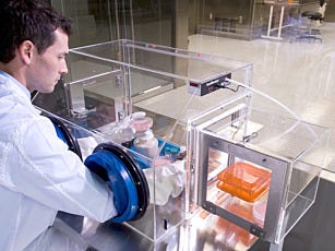 Smart single glove box