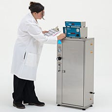 Nitrogen generator with front-facing indicators and controls