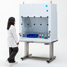 Model with the polypropylene universal laminar flow hood