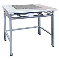 full view of sap/h antivibration table by radwag