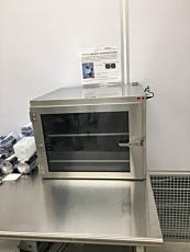 Smart® Gas-purge desiccator for semiconductor wafer storage
