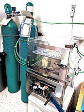 Low humidity smart desiccator cabinet for microelectronics and semiconductor wafer storage