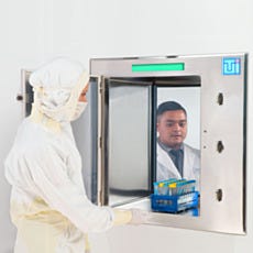 Smart Pass-Through Chamber with Models