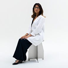 Stainless steel cleanroom stool with wide stable base