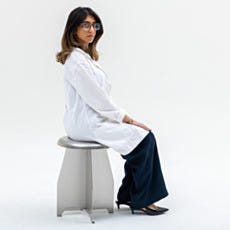 Stainless steel cleanroom stool with contoured round seat for extended comfort