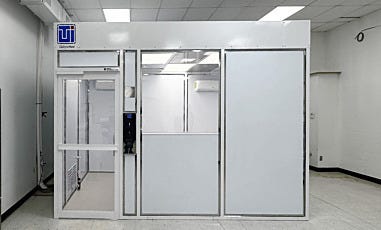 straight on full view of usp compounding cleanroom