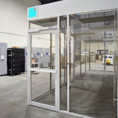 Hardwall ValuLine® cleanroom features single door