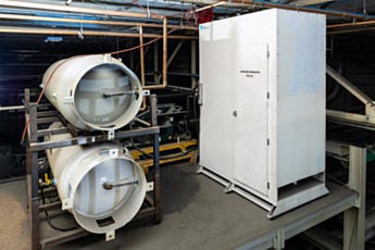 XL High-Capacity Nitrogen Generator and horizontal pressure tanks installed in an industrial facility