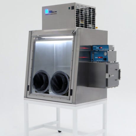 Refrigerated glove box for testing electronics under different atmospheres and temperatures