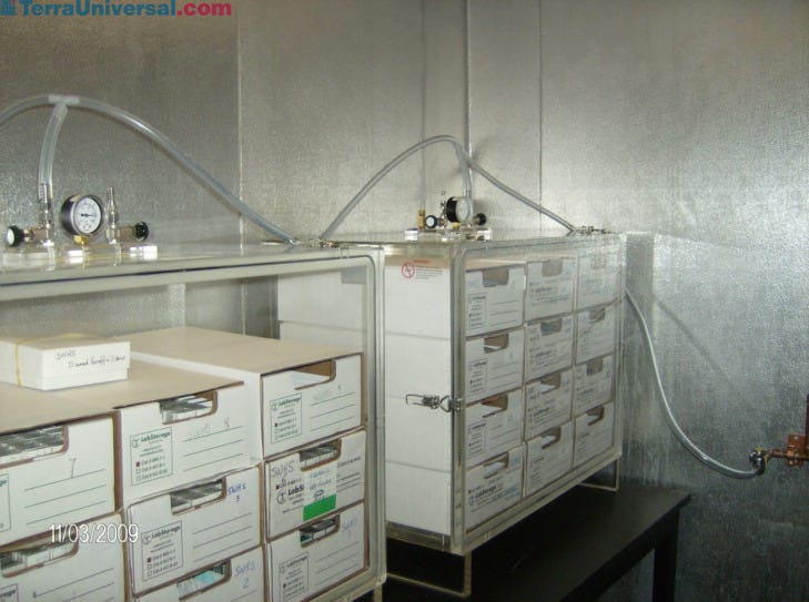 Acrylic Vacuum Desiccator