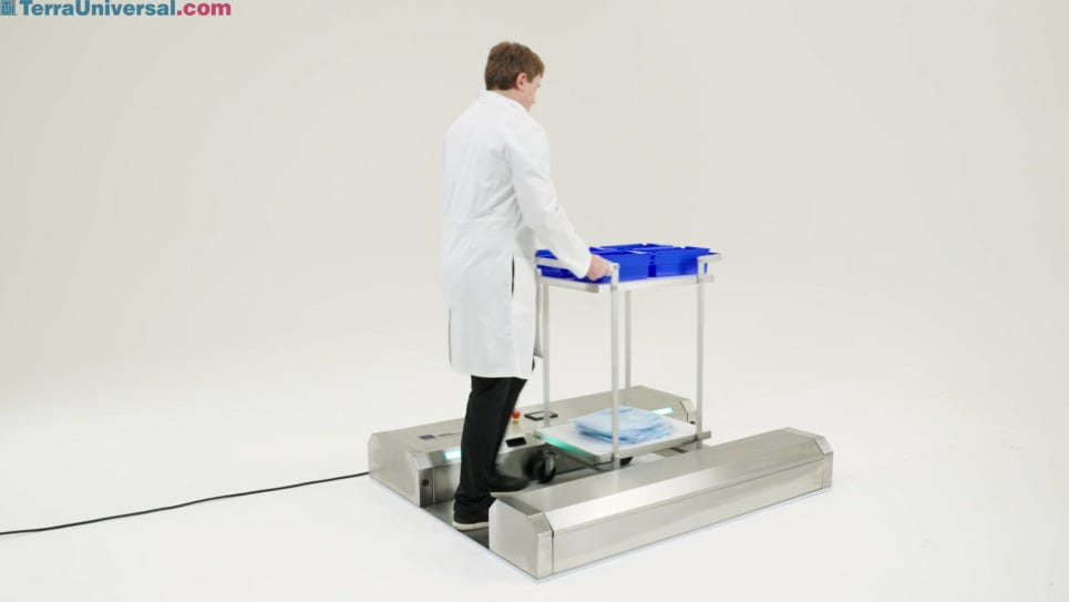video showing off all the functions and features of solecleaner shoe cleaner