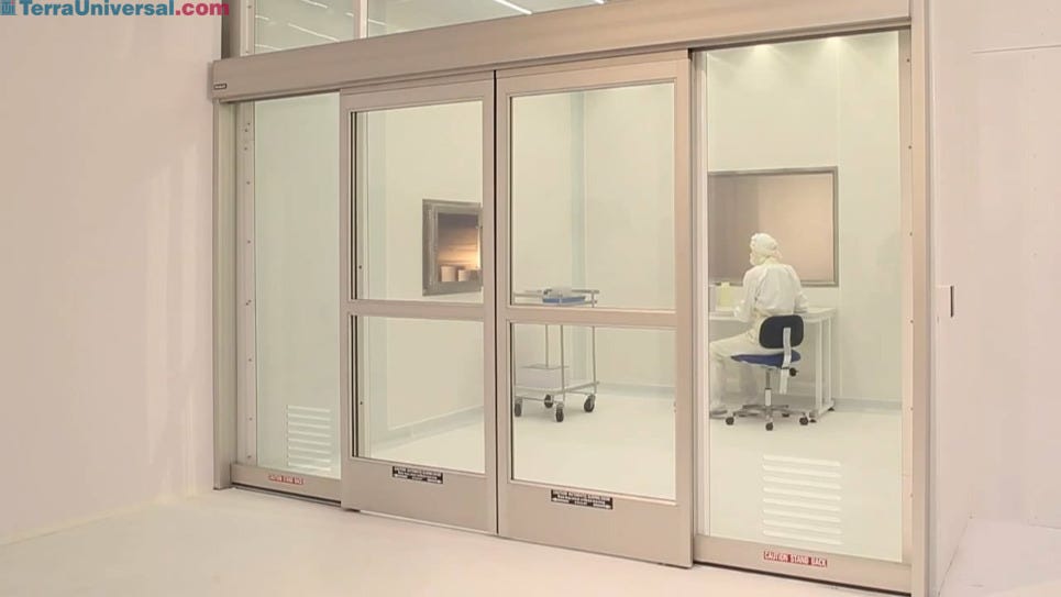 Short video showing the cleanroom automatic door