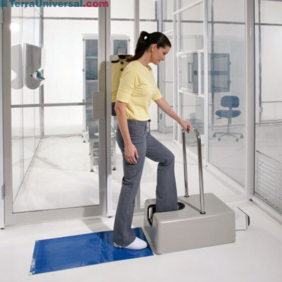 Motorized Cleanroom Shoe Cleaner