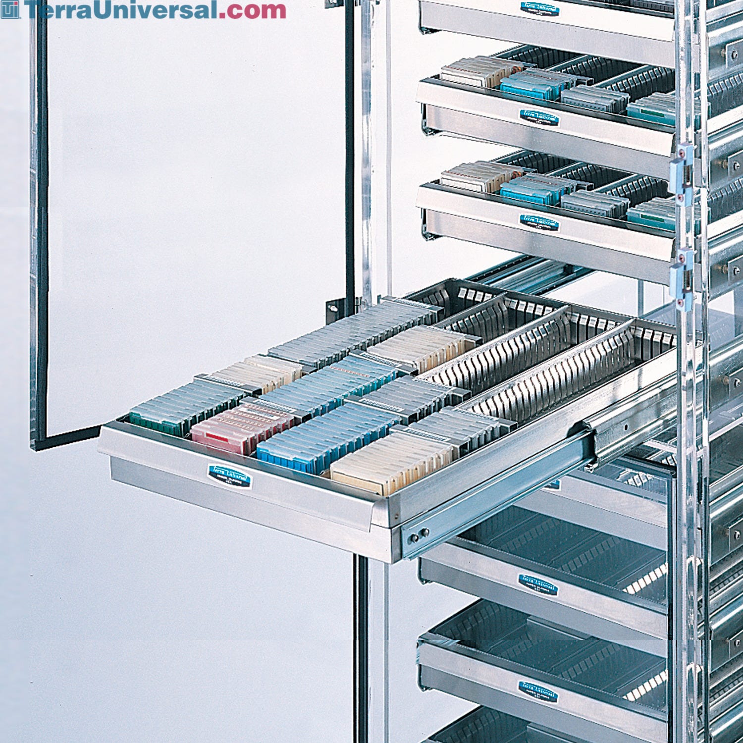 Lab Cure Plate Specialty Desiccator Cabinets | Terra Universal