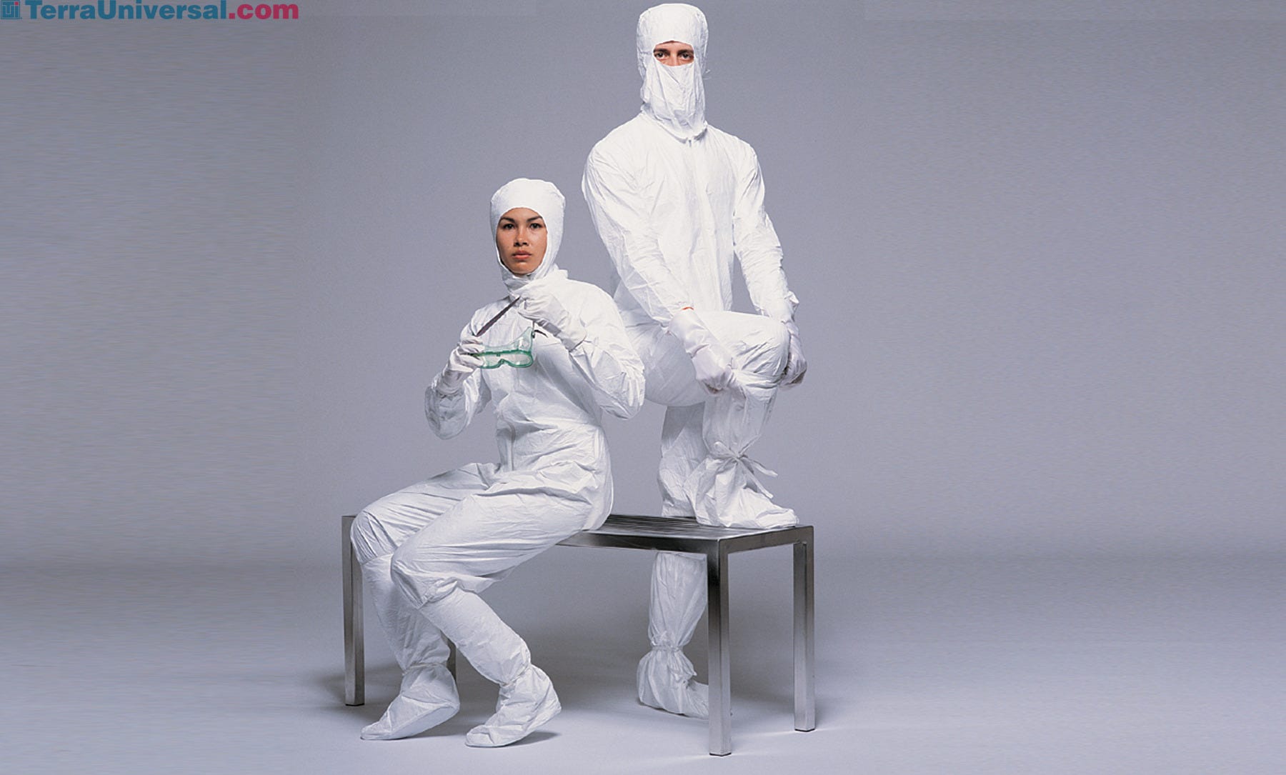 Disposable Cleanroom Garments