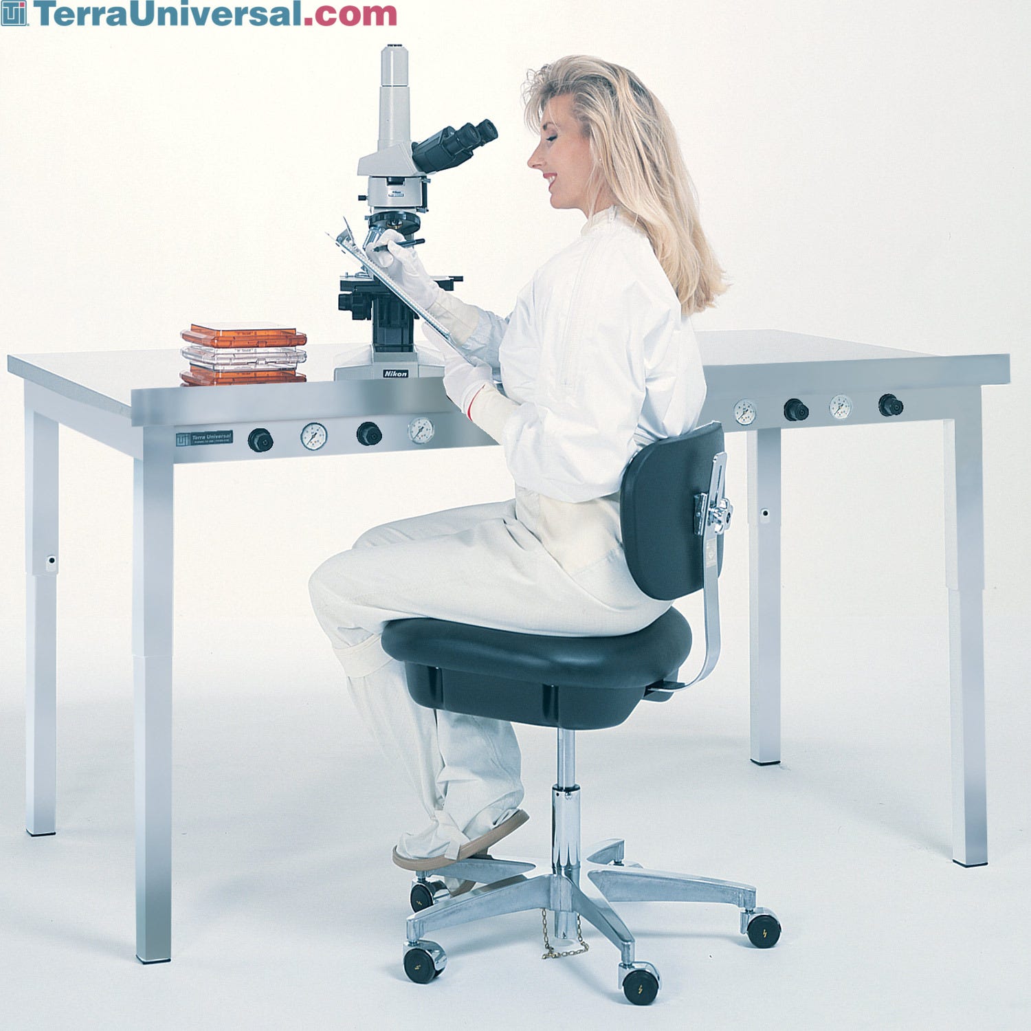 Vibration Isolation Workstations, Tables, and Benches