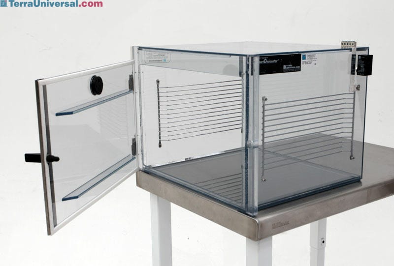 ValuLine ES Plastic Desiccator