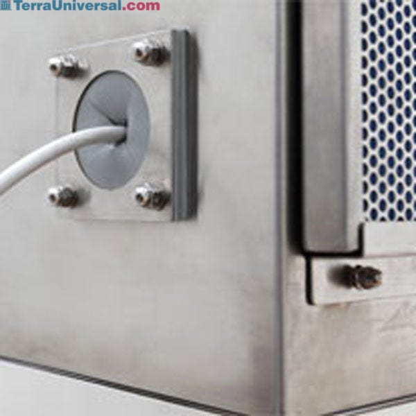 Sterile Compounding Laminar Flow Glove Box Isolators | Terra Universal