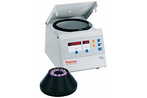 Centrifuge Rotor Types: Swinging Bucket vs. Fixed Angle