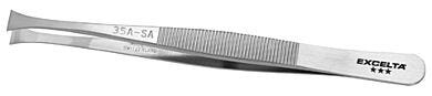 Broad-tip tweezer. Product details may differ. | 9303-39 displayed