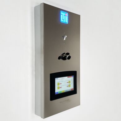 Cleanroom control panel with built-in Tier 3 touchscreen console; datalogging (pressure/temp/RH) and FFU control for up to 12 rooms, 120 FFUs  |  6607-03 displayed