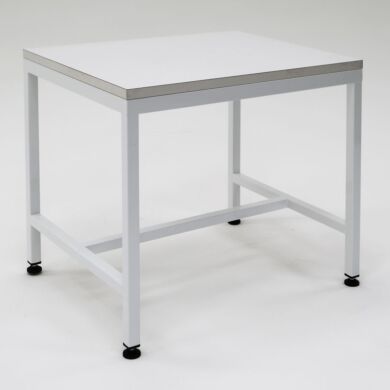 Powder-coated steel stands are made of 1.5