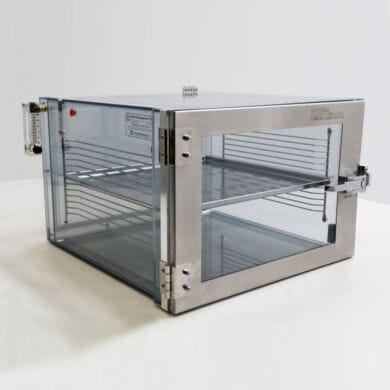 Single chamber Static-Dissipative PVC Adjust-A-Shelf Desiccator Cabinet | 3950-21D displayed