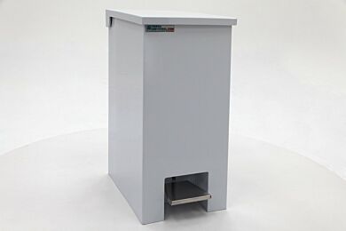Polypropylene waste receptacles  |  1456-26A displayed