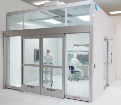 Provide the ideal contamination-free processing environment (Model shown with optional accessories)  |  6601-80 displayed