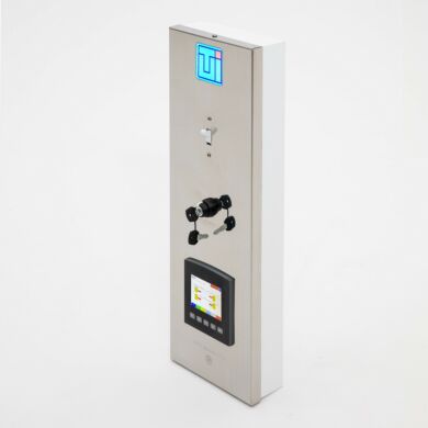 Cleanroom control panel with Tier 2 system monitors and controls up to 100 FFUs in 8 rooms; 6 inputs for pressure/RH/temp sensors, plus FFU performance alarm  |  6607-02 displayed
