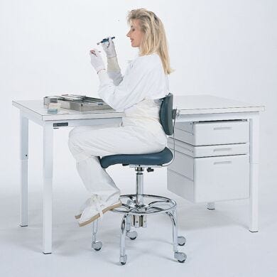 Cleanroom tables with sealed dissipative or non-dissipative laminate tops (shown with optional drawers)  |  1722-00 displayed