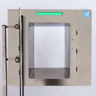 Rounded corners and lipless edge simplifies cleaning and maximizes clearance in CleanMount Smart Pass throughs  |  2635-10B-2-316 displayed