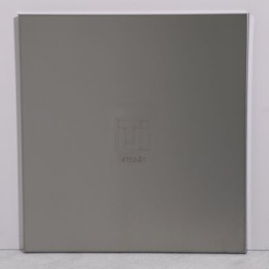 Right-hand side shelf for 40