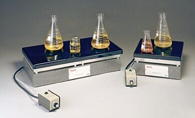Thermo Fisher Scientific Remote Control Hot Plate with a porcelain-coated stainless steel top ideal for use in fume hoods and corrosive environments  |  4000-99 displayed
