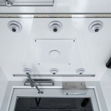 Intergrated air shower sprinkler head has a white cover plate for easier cleaning  |  6010-90 displayed