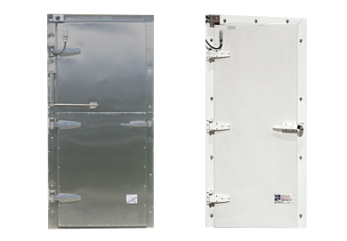 Insulated metal swing door with heated gasket for temperature-controlled cleanroom and freezer applications  |  1999-53 displayed