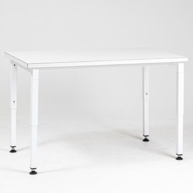 Ceanroom-compliant, ISO 7 construction with sealed non-dissipative laminate, powder-coated base  |  1724-00A displayed