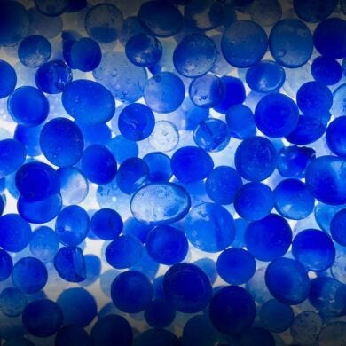 Silica gel fits inside DesiTray™ (order separately)  |  1900-02 displayed
