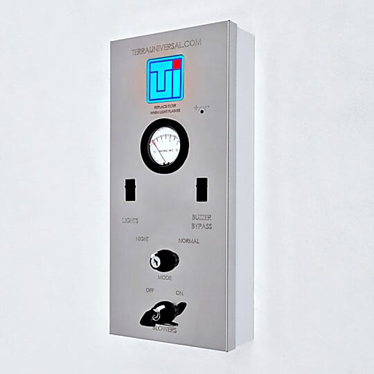 Softwall cleanroom control panel provides centralized control and monitoring of cleanroom functions; status indicator LED blinks when FFU filters need replaceme  |  6600-25A-NS displayed