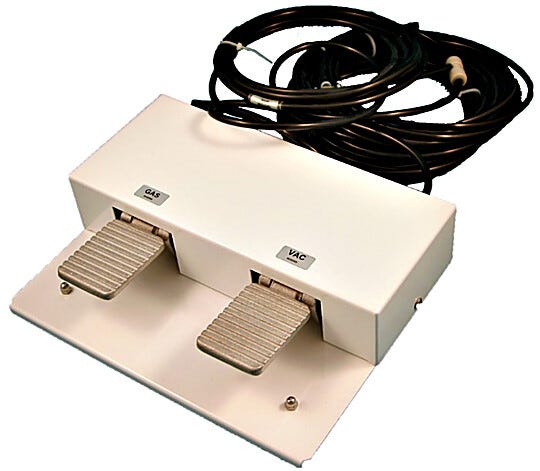 Foot pedal valve assembly for BACTRON and BACTROX Anaerobic Chambers | 3901-09 displayed